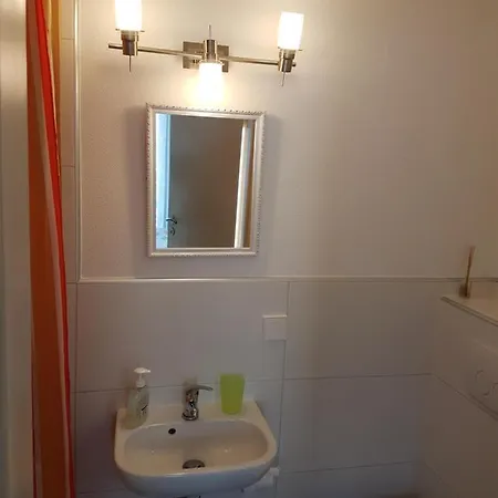 Ferienunterkunft Bella Italia * フリードリヒスハーフェン